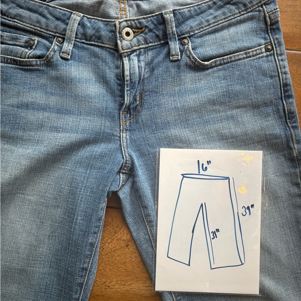 Levi's Light Blue Straight Leg Women's Jeans